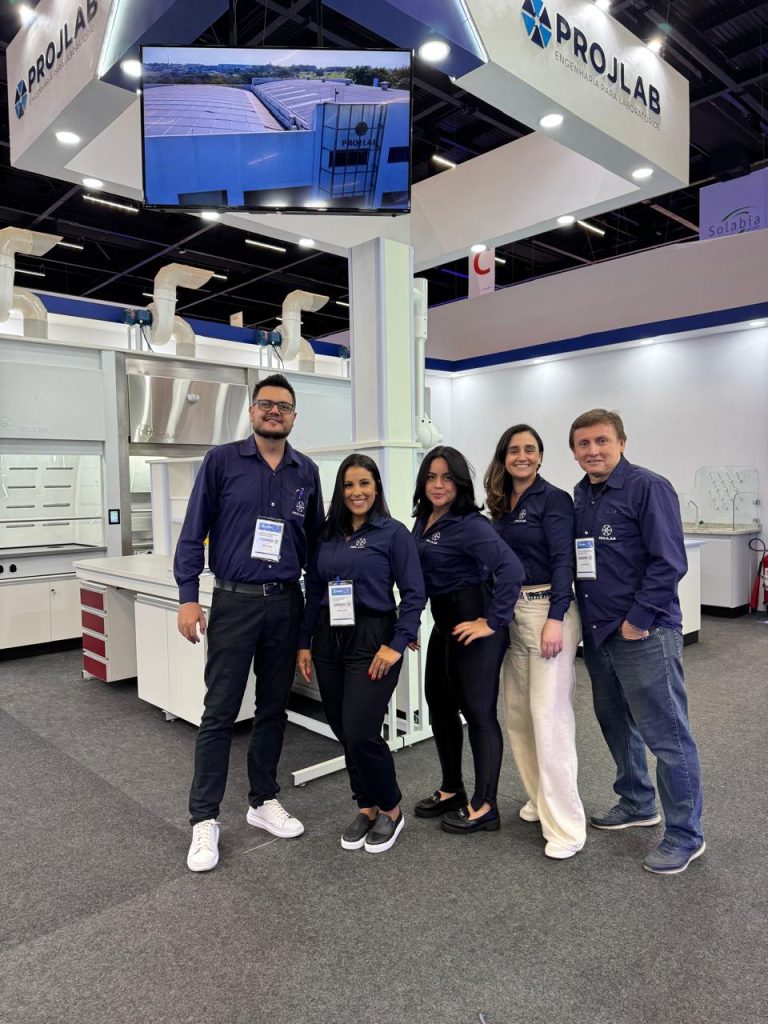 Analitica Latin America 2025 - Estande Projlab 2